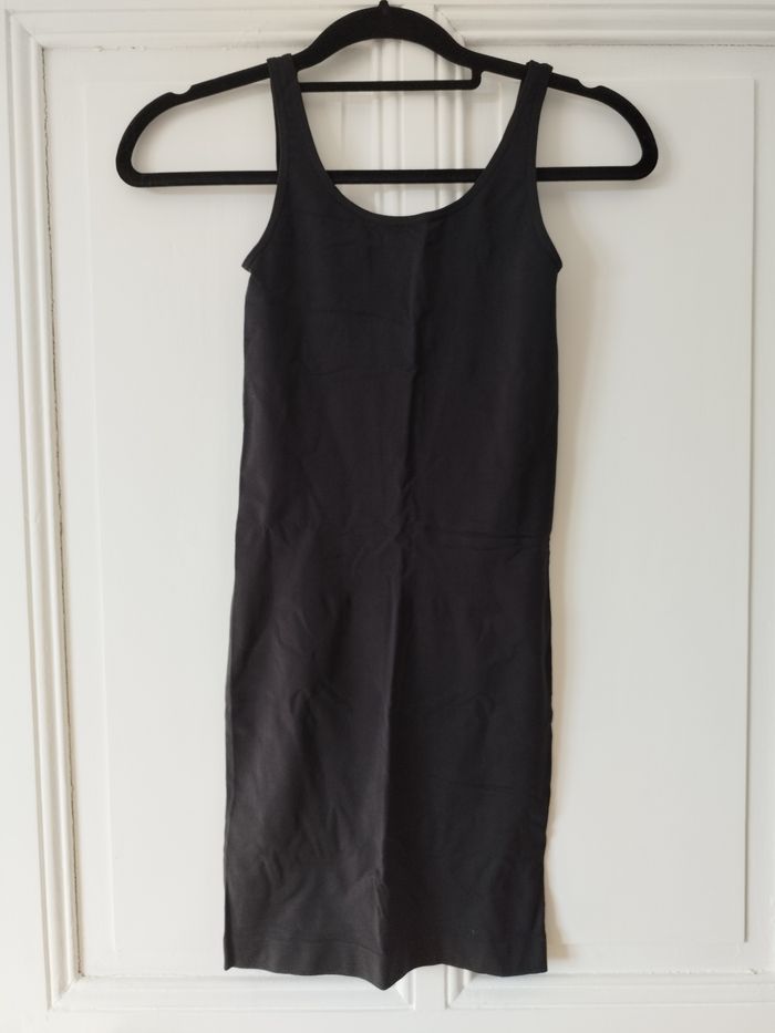 Robe gainante - photo numéro 2