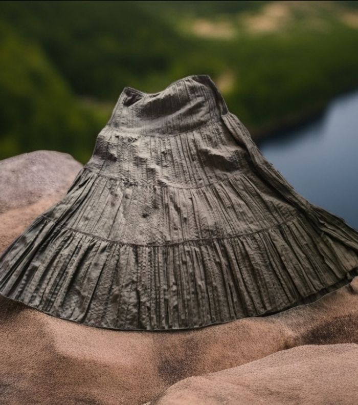 Jolie jupe longue évasée taille élastique