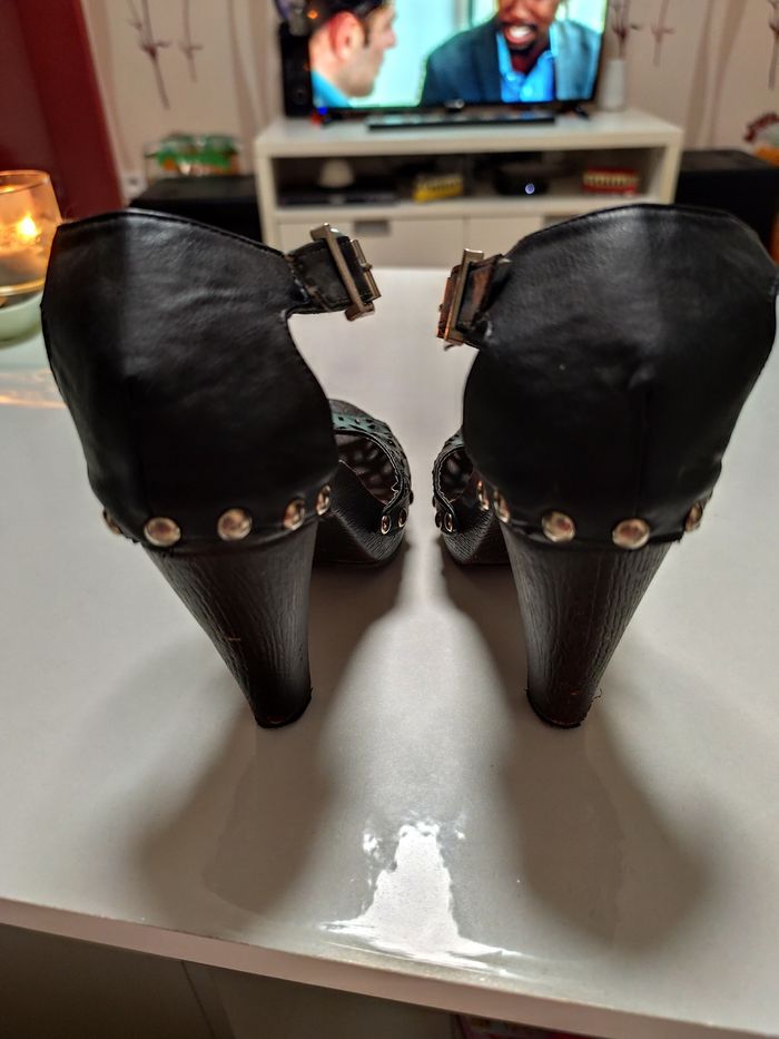 Nu pieds - photo numéro 5