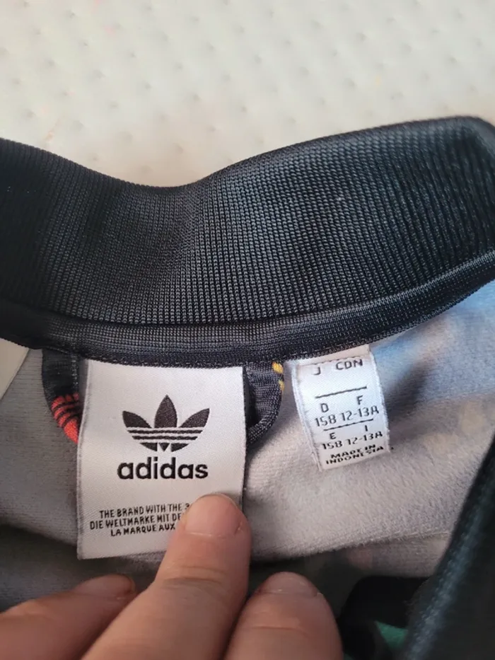 Gilet zip adidas édition limité 12/13 ans - photo numéro 3