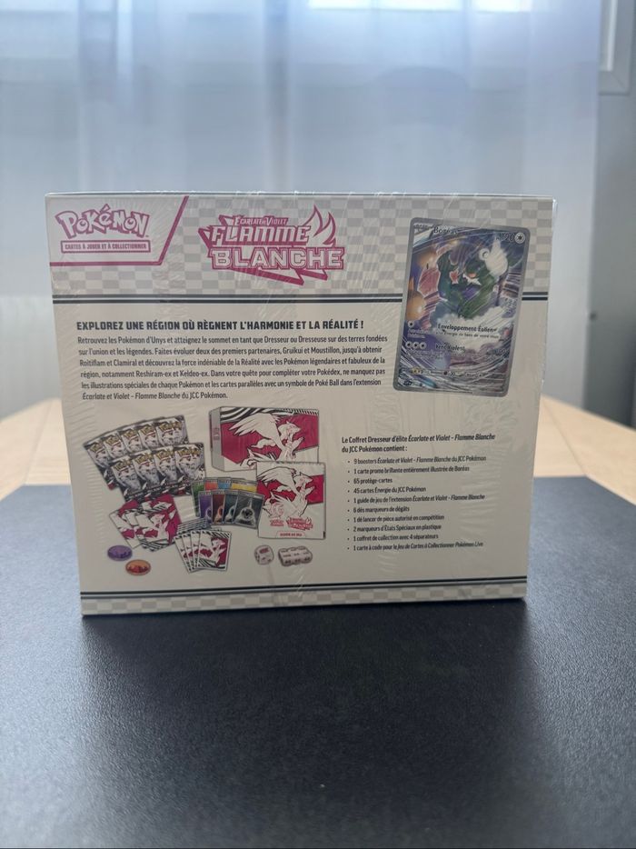 Pokémon Coffret Dresseur Élite (ETB) Flamme Blanche Écarlate et Violet EV10.5 Neuf Français - photo numéro 4