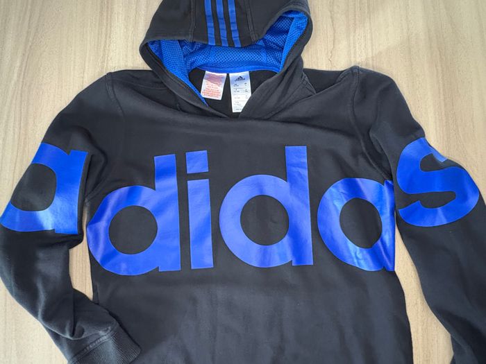 Sweat Adidas Noir – Design Unique Bleu + Poche Devant – Taille 13/14 ans - photo numéro 4