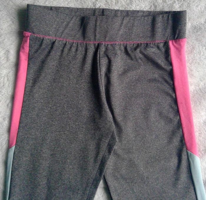 2 leggings de sport en 11 / 12 ans - photo numéro 7