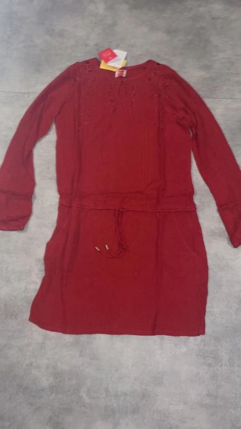 Robe broderie