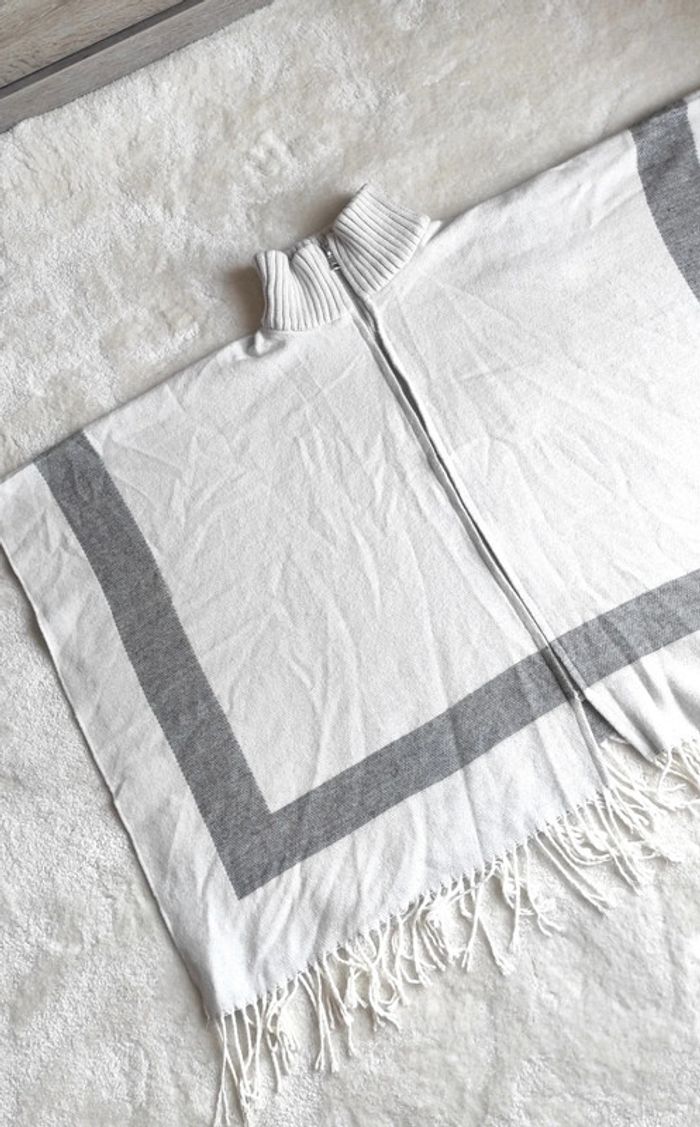 Poncho Cape à zip Cache cache taille unique gris et crème col montant - photo numéro 2