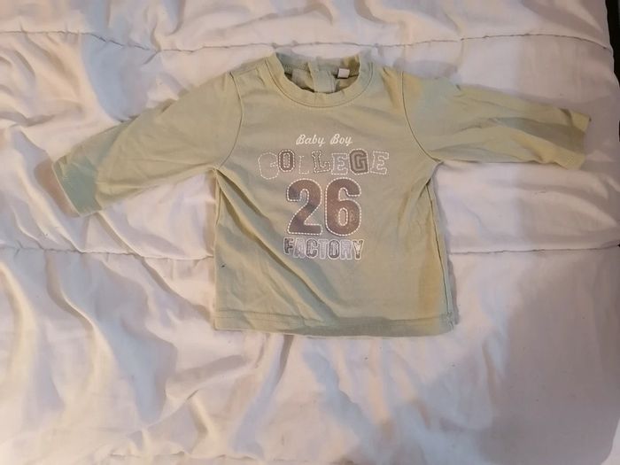 Tee shirt manches longues taille 6 mois garçon