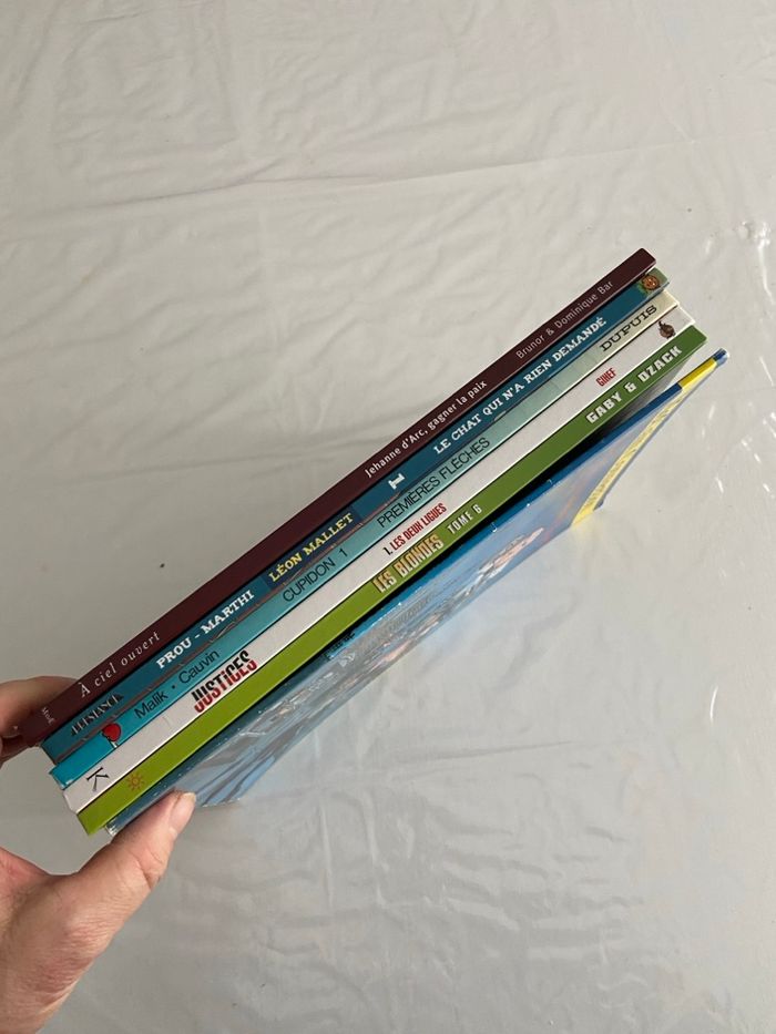 Lot 6 BD Ados / Adultes - Humour, Histoire & Décalé - photo numéro 3