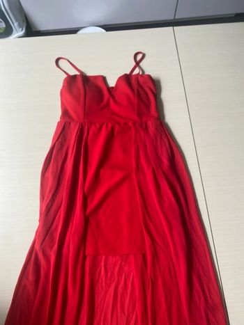 Très belle  robe rouge