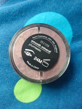 ombres à paupières avon