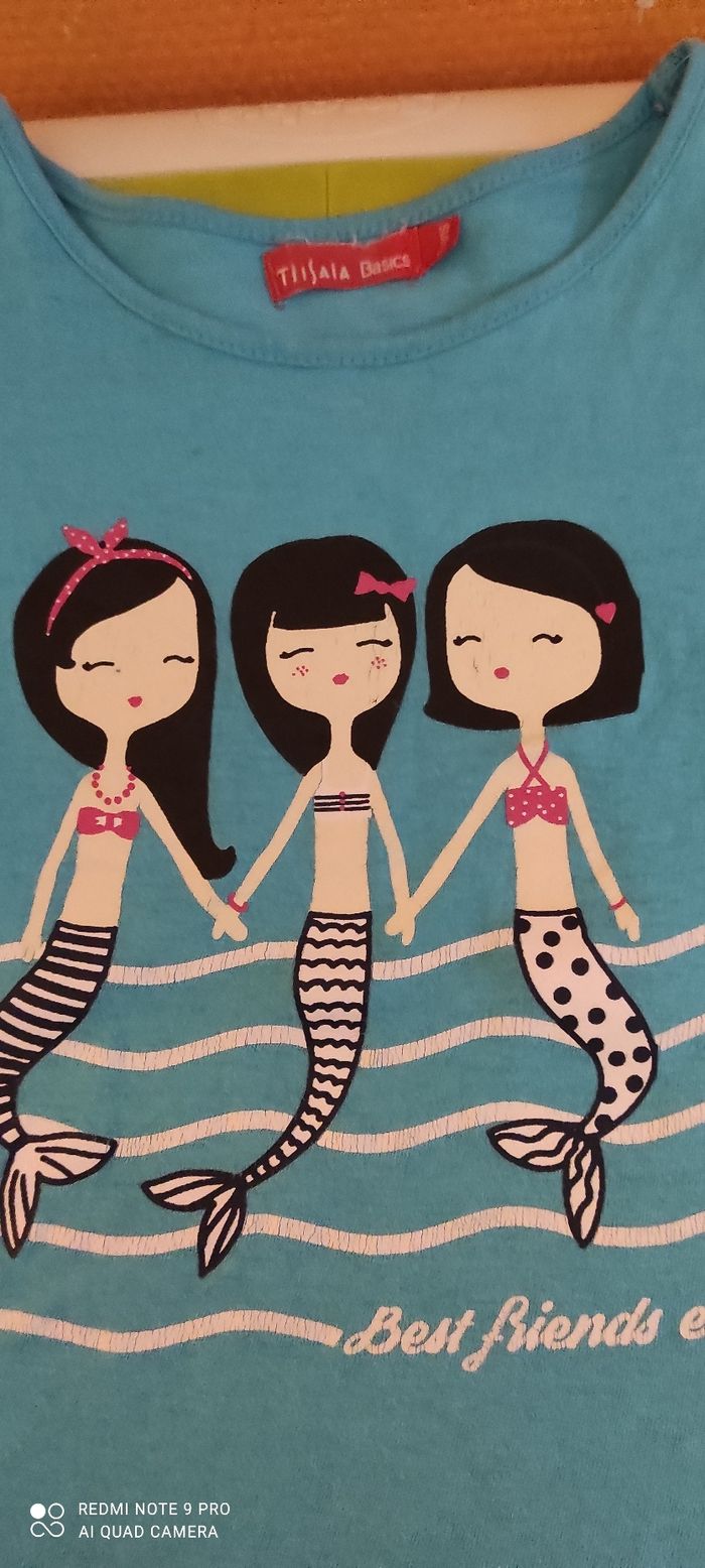 Tee-shirt sirènes Tissaia 8 ans. - photo numéro 3