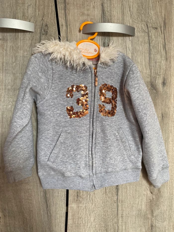 Gilet gris 🌸 5ans