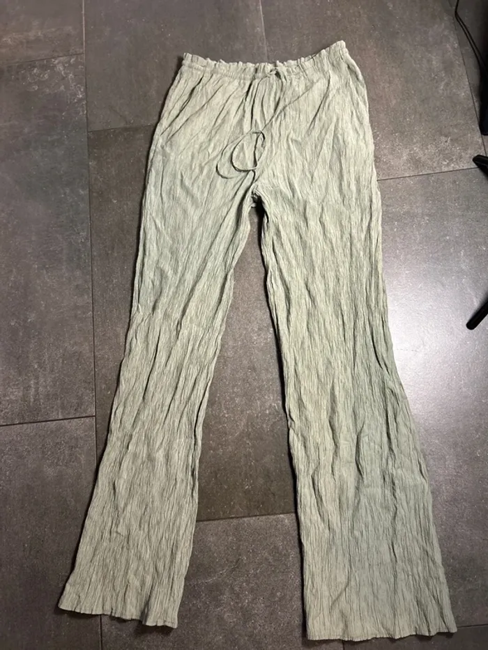 Pantalon large Zara vert