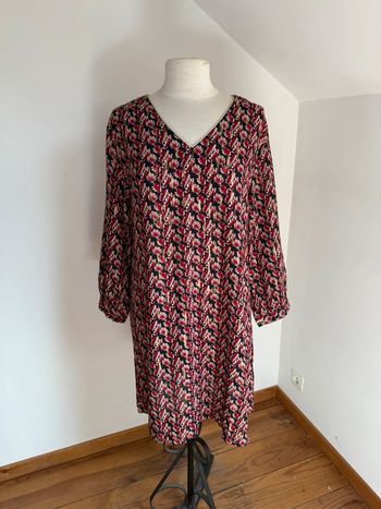 Superbe robe fluide neuve Christy 🌸 T 3 44