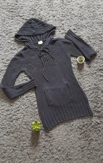 Pull long avec capuche