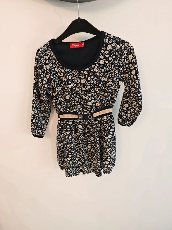 Robe longue à fleurs 4 ans