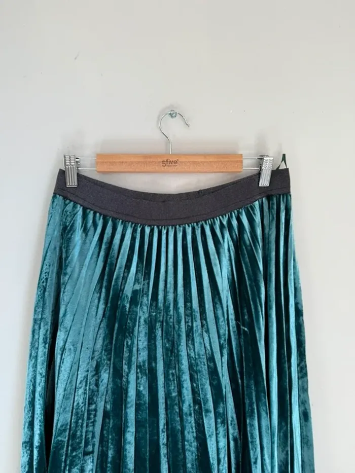 Jupe en velours Pinko verte - photo numéro 2