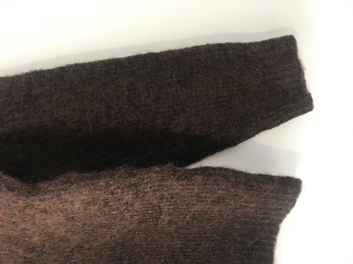 Pull élégant avec Bouton Bijou doré sur Épaule - photo numéro 4