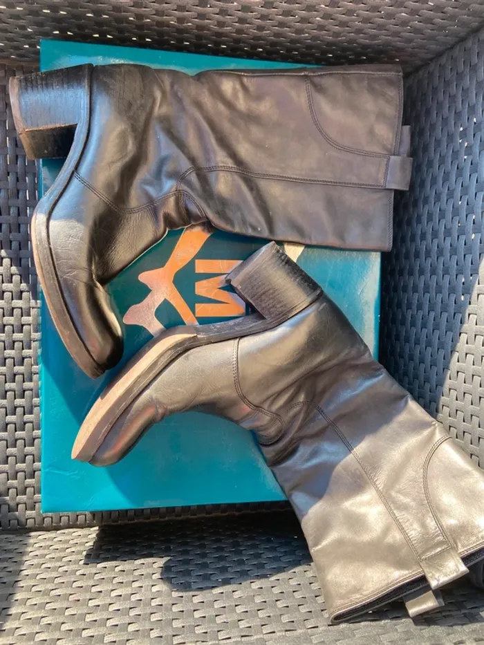 Bottes en cuire - photo numéro 2