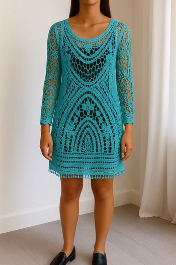 Robe de plage en dentelle crochet tricot
