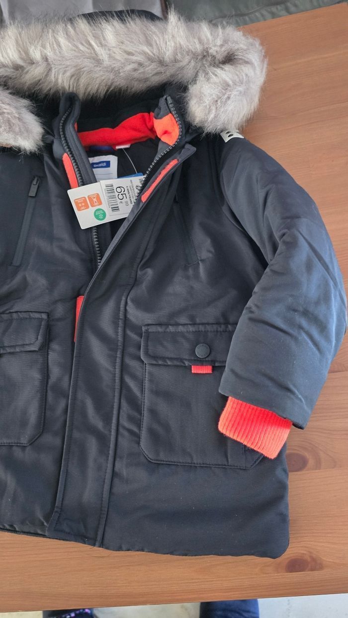 (Neuf non porté)🏷🥰🤩 SUBLIME parka chaud 4 ans garçon 🤩🥰 - photo numéro 3