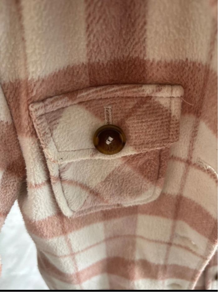 Manteau sur chemise - photo numéro 3