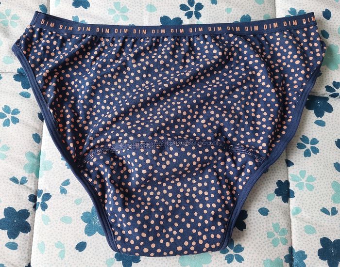 Dim culotte de règles 44-46 - photo numéro 4