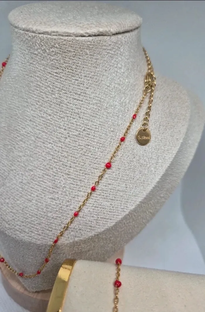 Parure lot de 2 bijoux en acier inoxydable style gigi  🌸 perles rouges - photo numéro 2