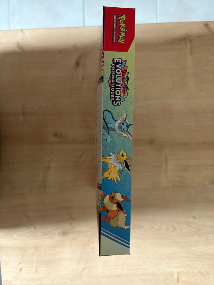 Coffret poster Pokémon évolution prismatique - photo numéro 5