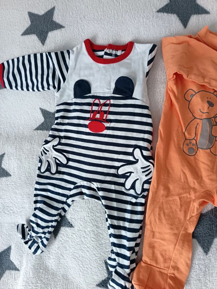 Pyjamas léger 1 mois - photo numéro 4