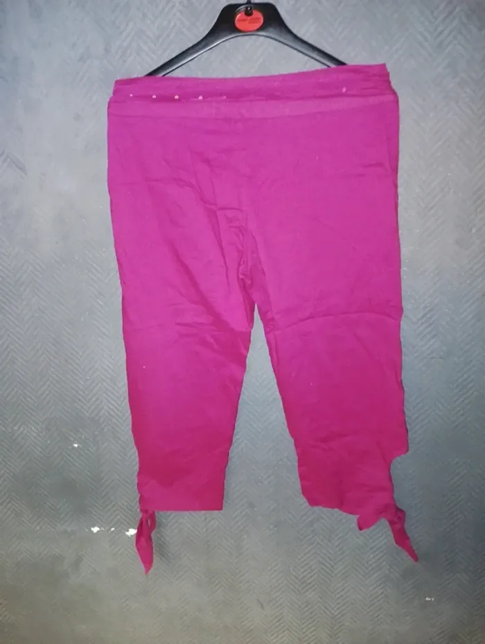 Short bordeaux rose - photo numéro 4