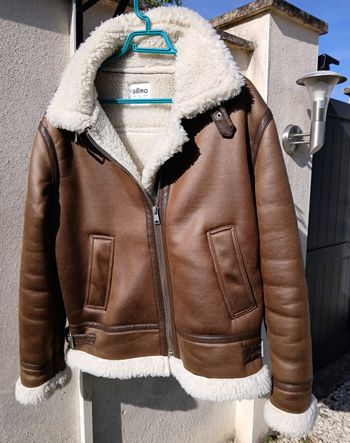 Blouson fourré  simili cuir impeccable