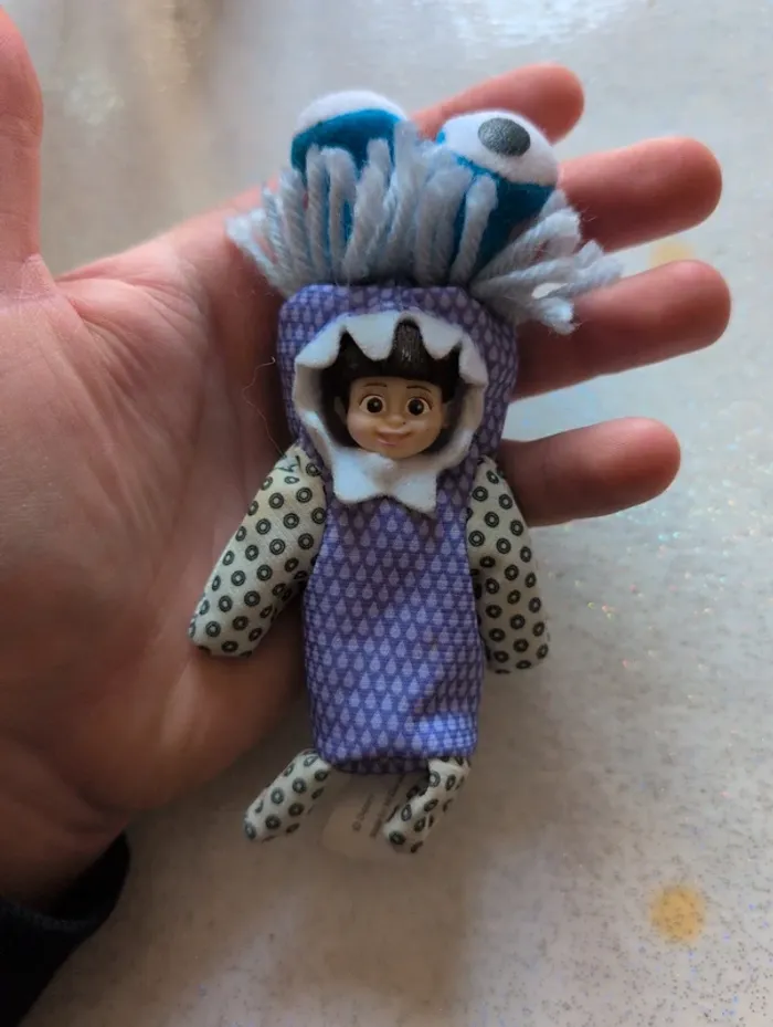 Figurine boo Macdonald 2002 disney - photo numéro 4