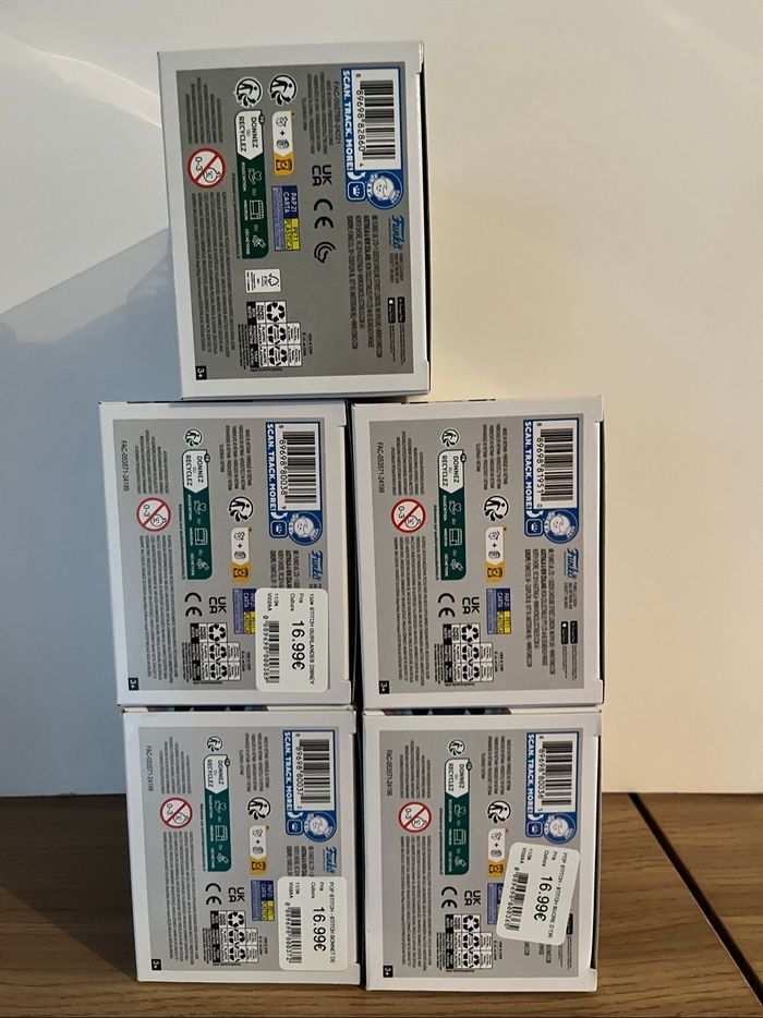 Lot 5 figurines Funko Pop Stitch édition Noël - photo numéro 6