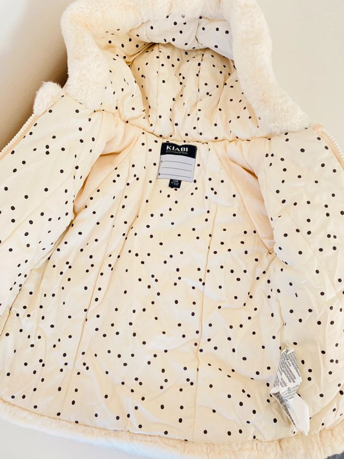 Veste à capuche toute douce comme neuve 24 mois - photo numéro 7