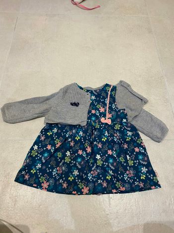 Ensemble robe et gilet 9 mois