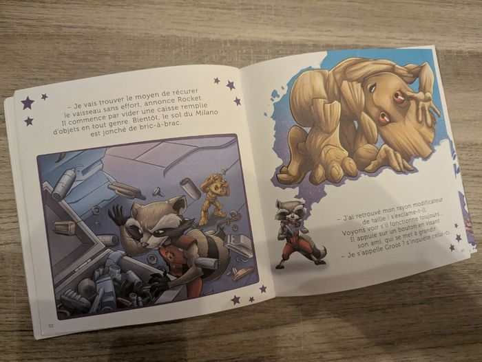 Vend livre les petites histoires avant d'aller dormir marvel 
En très bon état mais a des marques d'utilisation sur les couvertures - photo numéro 2