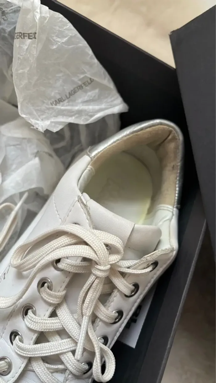 Baskets blanches et argentées à lacets - logo - Karl Lagerfeld - photo numéro 14