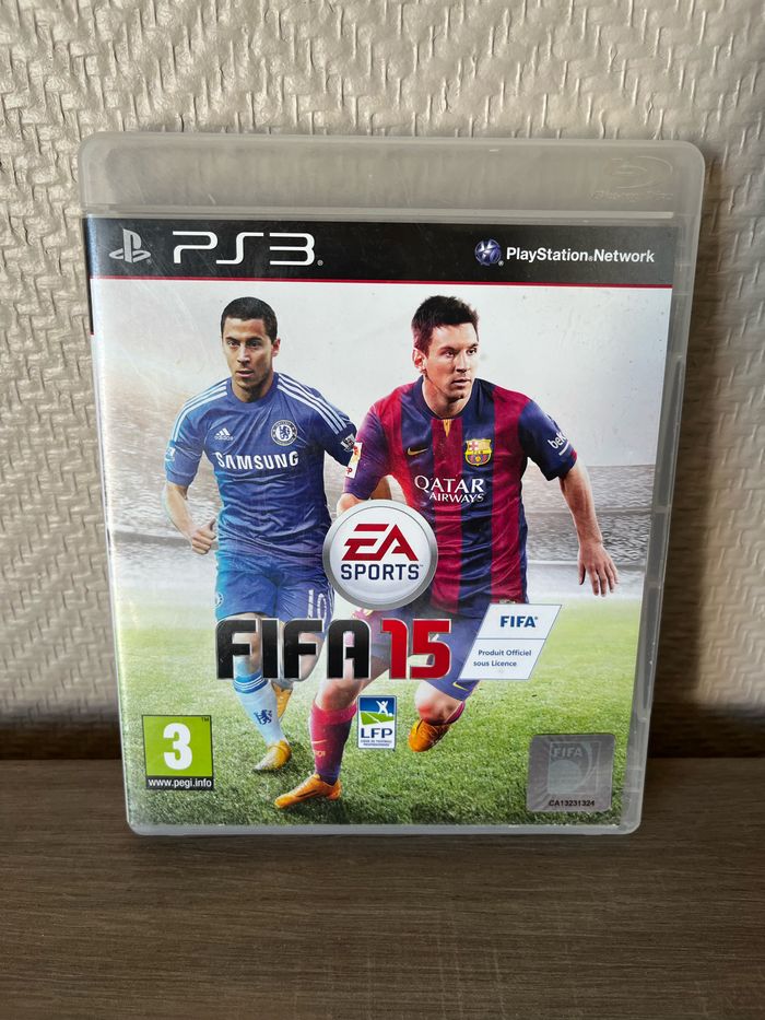 Jeu Fifa 15 + Cd Gta 5 - photo numéro 1