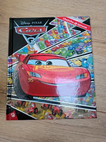 Livre Cherche et trouve cars 3 Disney Pixar parfait état