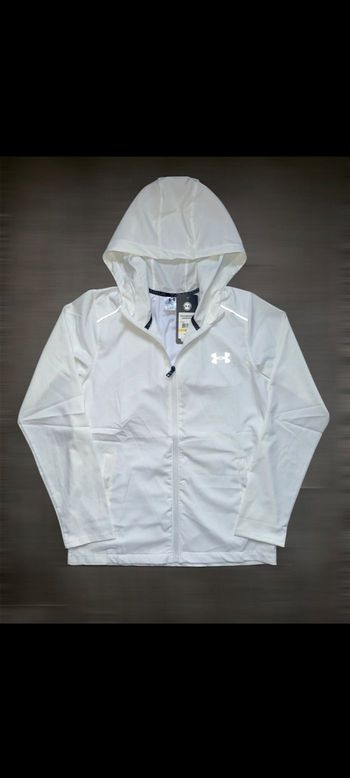 Veste under armour blanche 🤍