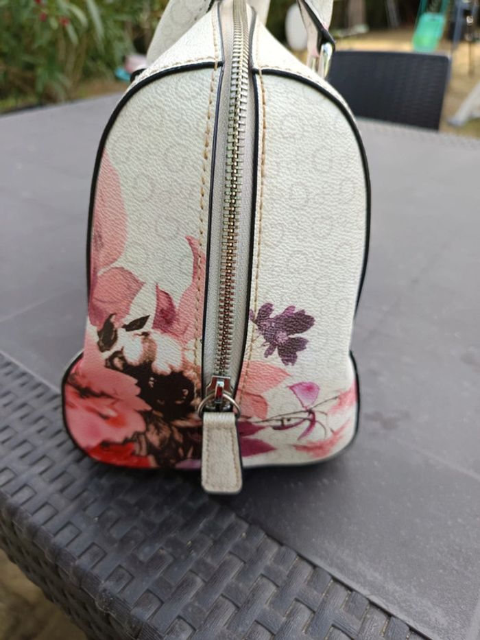 Sac guess - photo numéro 6