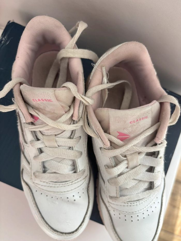 Basket Reebok Classic T.29 - photo numéro 4