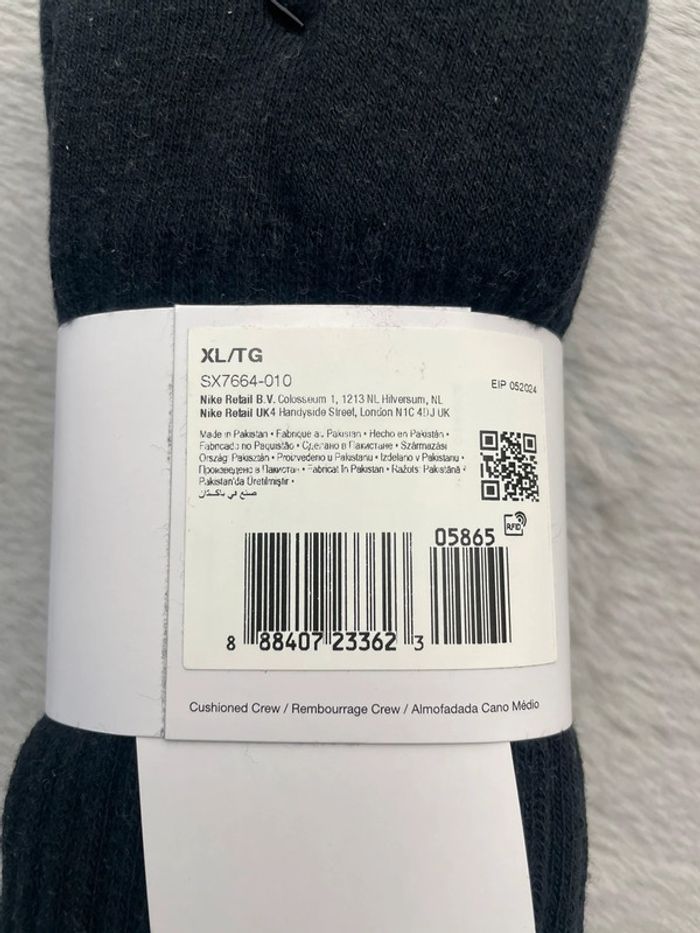 Chaussettes Nike noir montante - Taille 46-50 - photo numéro 3