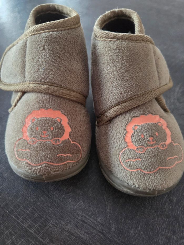 Chaussons lions - photo numéro 2