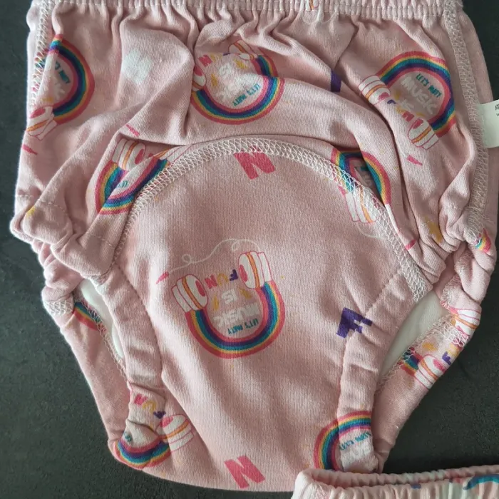 Lot 3 culottes d'apprentissage propreté
bébé flle 2/3 ans 100cm M-culottes
de mômes - photo numéro 2