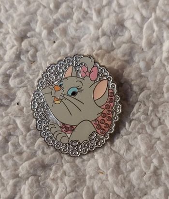 Pins Disney aristochats marie