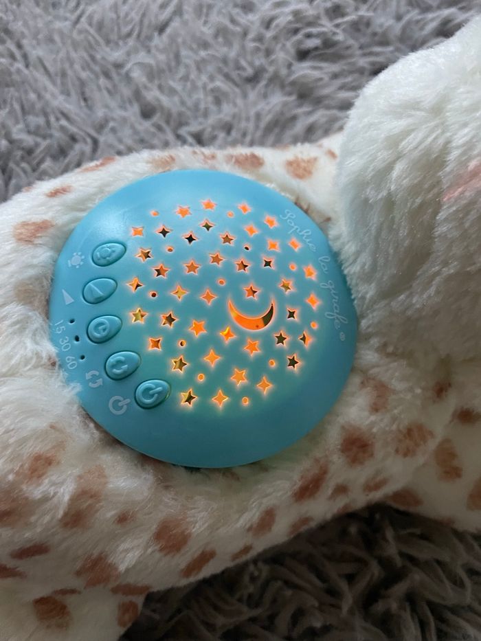Veilleuse Sophie la Girafe - Peluche Light And Dreams - photo numéro 4