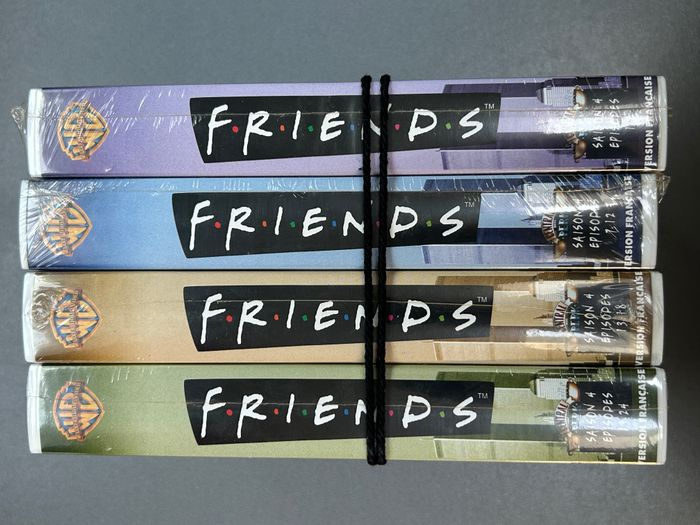 VHS Friends - Saison 4 - VF - (Lot de 4 VHS SECAM) - photo numéro 4