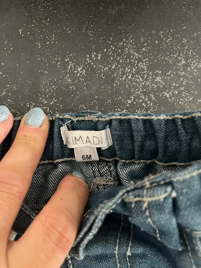 Jeans clair effet délavé taille 6 mois marque Kimadi - photo numéro 2
