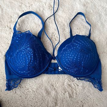 👙Soutien gorge rembourré + bas offert- 95D - neuf sans étiquette bleu roi- Gemo